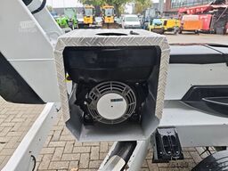 DINOLIFT Dino 135T Diesel + Electric!