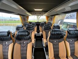 Mercedes-Benz Tourismo 17 RHD