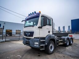 MAN TGS 33.440 BLS - MANUAL - BIG AXLES