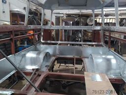 MERCEDES-BENZ Vorgänger Sprinter O 319 Samba mit Faltdach AC