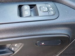 MERCEDES-BENZ 519 und 517 Glasdach XXL 20 Sitze Stock