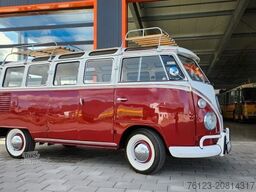 VOLKSWAGEN T 1 Samba mit Safarifenster