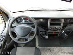 IVECO Daily 35 S 11 A / P Maxi Postkoffer Regalsystem