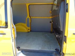 VOLKSWAGEN T5 TRANSPORTER 2.0 TDI 3Sitzer -2x Schiebetür-