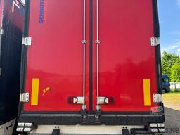 SCHMITZ CARGOBULL SCB S3B