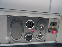 VOLVO 8700 LE 44 sitze 39 Steh euro 5 ( EEV)