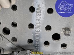 Mercedes-Benz Actros 1833