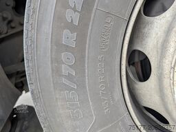 Mercedes-Benz Actros 1833