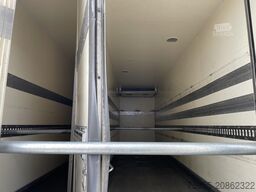 Scania P 230 B 4X2 Carrier Supra 950 / Automatic / 2 C...