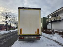 KRONE Joloda Mega Gardine, Lift, Hubdach