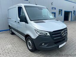 MERCEDES-BENZ Sprinter 314 AUTOMATIK NAVI DISTRONIC KAMERA LED