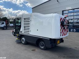 Ravo 540 CD Euro 6 with 3-rd brush