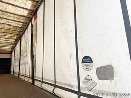 Schmitz Curtainsider / Planenauflieger