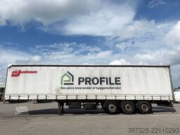 Schmitz Curtainsider / Planenauflieger
