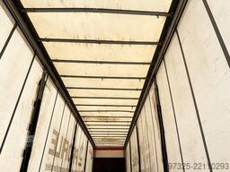 Schmitz Curtainsider / Planenauflieger