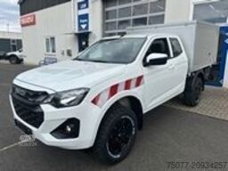 ISUZU D-Max Space Cab LS AT + Häckselaufbau