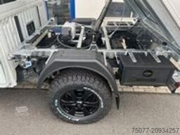 ISUZU D-Max Space Cab LS AT + Häckselaufbau