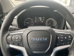 ISUZU D-Max Space Cab LS AT + Häckselaufbau