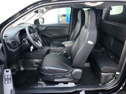 ISUZU D-Max Space Cab L AT mit Systemkoffer Modell 24