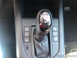 ISUZU D-Max Space Cab LS AT mit Systemkoffer