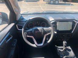 ISUZU D-Max Space Cab LS AT mit Systemkoffer