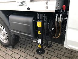 ISUZU D-Max Single Cab 4x4 L + Kran +Pritsche