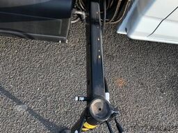 ISUZU D-Max Single Cab 4x4 L + Kran +Pritsche