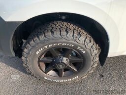 ISUZU D-Max Single Cab 4x4 L + Kran +Pritsche