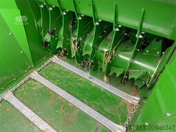  McHale Silgaeverteiler und Strohhäcksler 