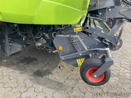 CLAAS Rollant 454 Uniwrap
