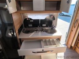 HOBBY Hobby De Luxe 490 KMF 1800kg