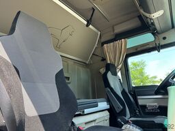 MAN TGX 18.470 XXL / LOW DECK / MEGA