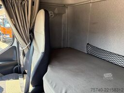 Renault Premium + DHOLLANDIA LOADLIFT + SMART TACHO + E...