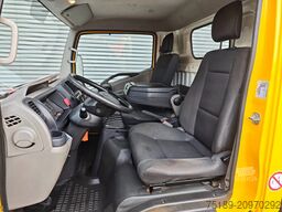 Nissan Cabstar 35.12 NT400 Palfinger P260B