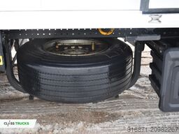 SCHMITZ CARGOBULL SKO FP 60 ThermoKing SLXi 300