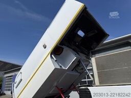 MERCEDES-BENZ AXOR 1829 Kehrmaschine BUCHER