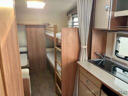 BÜRSTNER 510 TK Averso Plus Vorzelt Etagen Hubbett