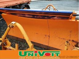 UNIMOG 50 gebr. Beilhack - Rasco - Schmidt Schneepflüge