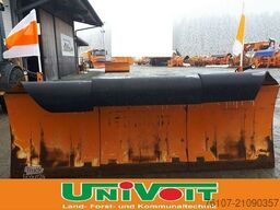 UNIMOG 50 gebr. Beilhack - Rasco - Schmidt Schneepflüge