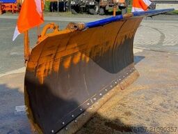 UNIMOG 50 gebr. Beilhack - Rasco - Schmidt Schneepflüge