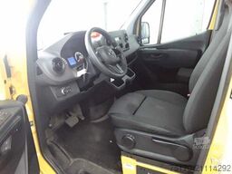 Mercedes-Benz eSprinter 312 DHL Regal KEP-Ausbau