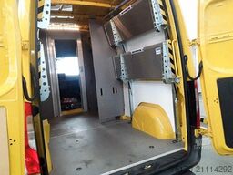 Mercedes-Benz eSprinter 312 DHL Regal KEP-Ausbau