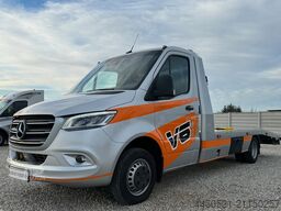 Mercedes-Benz Sprinter 519