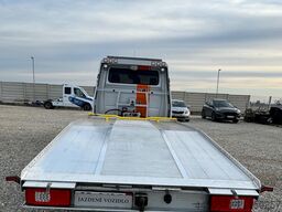 Mercedes-Benz Sprinter 519