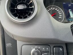 Mercedes-Benz Sprinter 519