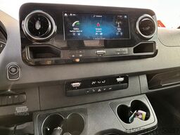 Mercedes-Benz Sprinter 519