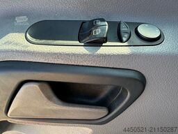 Mercedes-Benz Sprinter 519