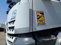 Mercedes-Benz Arocs 4148