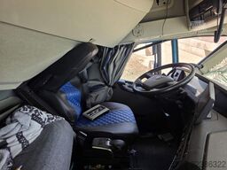 VOLVO FH 460 Basic Turbo Unfall, 2 Kreis-Hydraulik