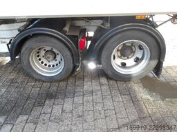 Mercedes-Benz Sprinter 519
